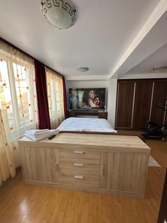 Brasov Place Villa ภายนอก รูปภาพ