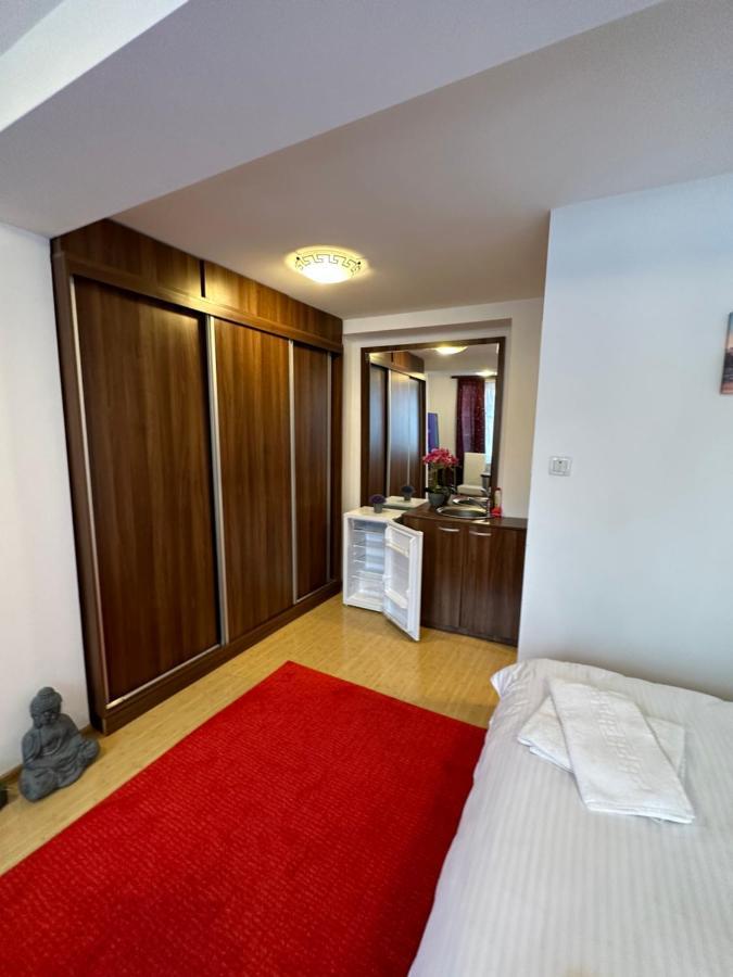 Brasov Place Villa ภายนอก รูปภาพ