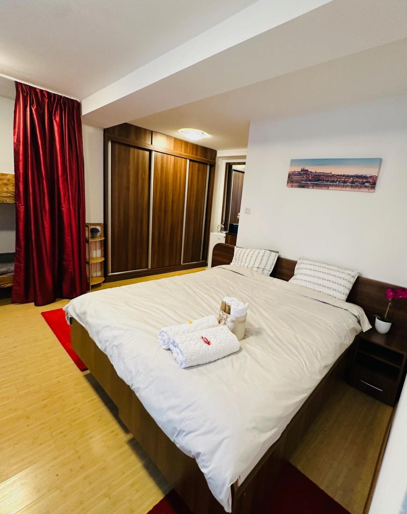 Brasov Place Villa ภายนอก รูปภาพ